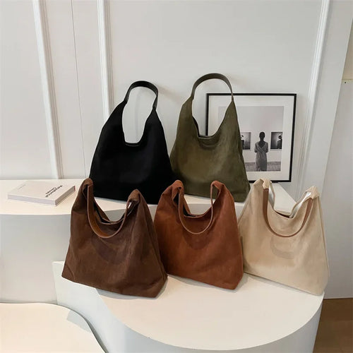Olivia – Le sac suédine élégant et intemporel